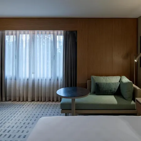 Doubletree By Hilton Macka 4*