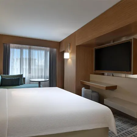 Doubletree By Hilton Macka
